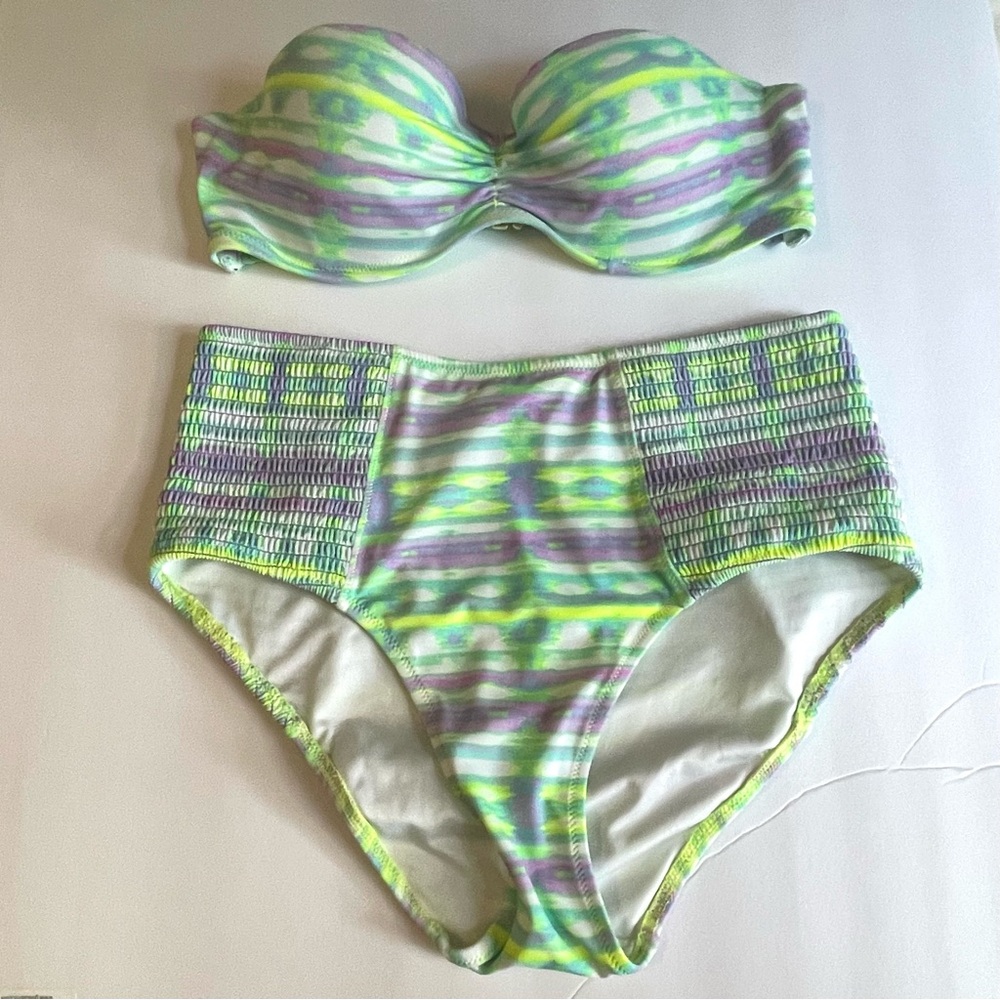 Victoria’s Secret two-piece bathing suit size small